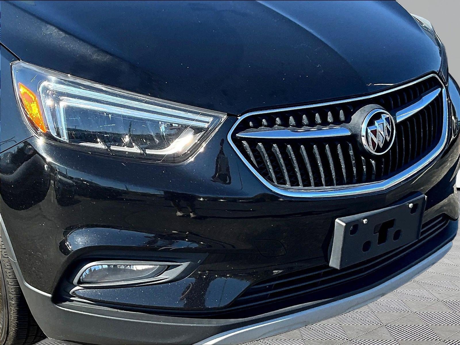 Used 2020 Buick Encore Essence FWD image 31