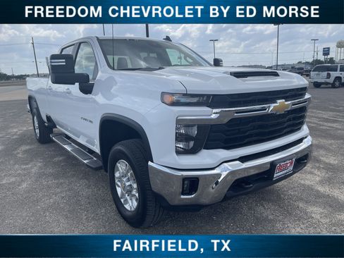 Used 2025 Chevrolet Silverado 3500 LT w/ Convenience Package AWD/4WD image 1