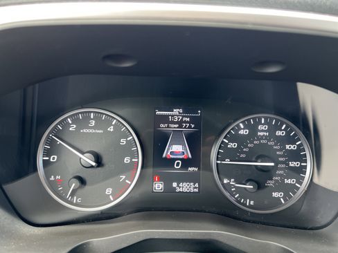 Used 2024 Subaru Ascent Premium w/ Convenience Package AWD/4WD image 3