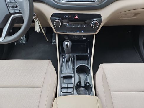 Used 2017 Hyundai Tucson SE w/ SE Popular Package 02 FWD image 29
