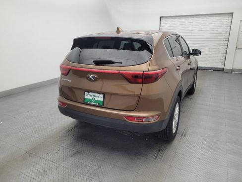 Used 2018 Kia Sportage LX AWD/4WD image 7