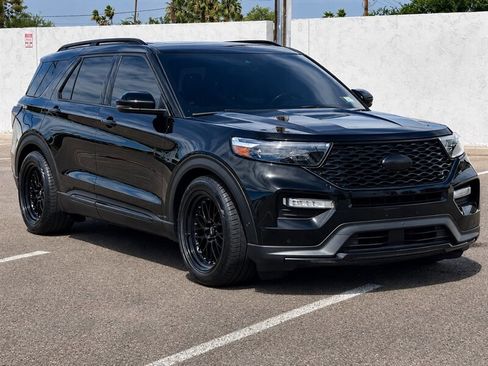 Used 2020 Ford Explorer ST w/ Premium Technology Package AWD/4WD image 11