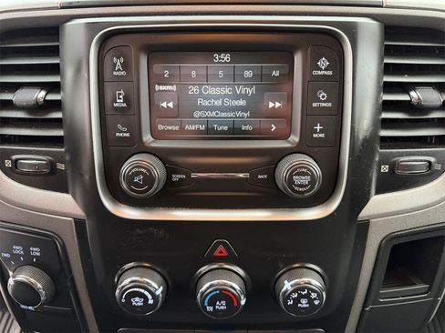 Used 2015 RAM 1500 Express image 18
