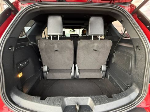 Used 2017 Ford Explorer Platinum AWD/4WD image 32