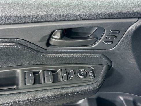 Used 2025 Honda Odyssey Sport-L image 17