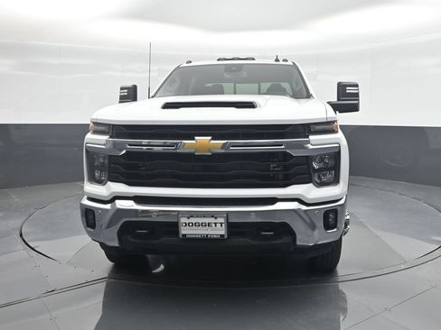 Used 2026 Chevrolet Silverado 3500 LT w/ Texas Edition AWD/4WD image 5