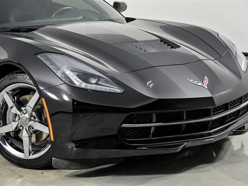 Used 2014 Chevrolet Corvette Stingray Coupe w/ 3LT Preferred Equipment Group RWD image 3