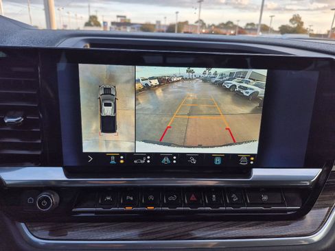 Used 2022 Chevrolet Silverado 1500 LT Trail Boss w/ Convenience Package II image 20