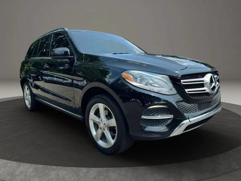 Used 2016 Mercedes-Benz GLE 350 w/ Premium Package image 7