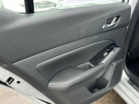 New 2025 Nissan Altima 2.5 SL image 14