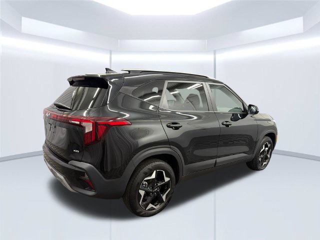 Certified 2025 Kia Seltos S AWD/4WD image 6