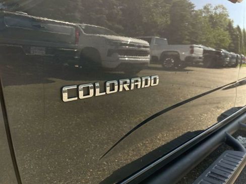 Used 2020 Chevrolet Colorado Z71 AWD/4WD image 30