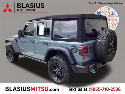 Used 2024 Jeep Wrangler Unlimited AWD/4WD image 16