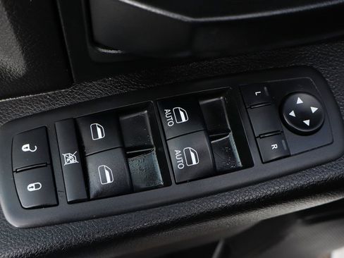 Used 2019 RAM 1500 Express w/ Express Value Package image 14