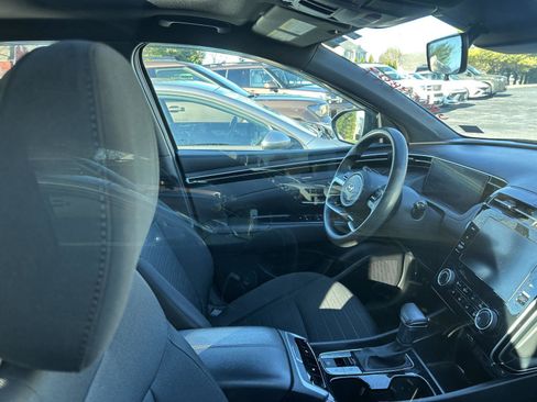 Used 2023 Hyundai Santa Cruz SEL w/ Activity Package image 6