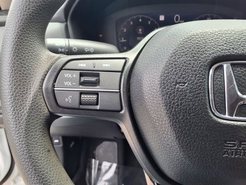 Used 2025 Honda Accord LX image 15