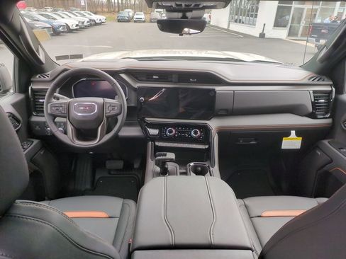 New 2026 GMC Sierra 1500 AT4 w/ AT4 Premium Package AWD/4WD image 9