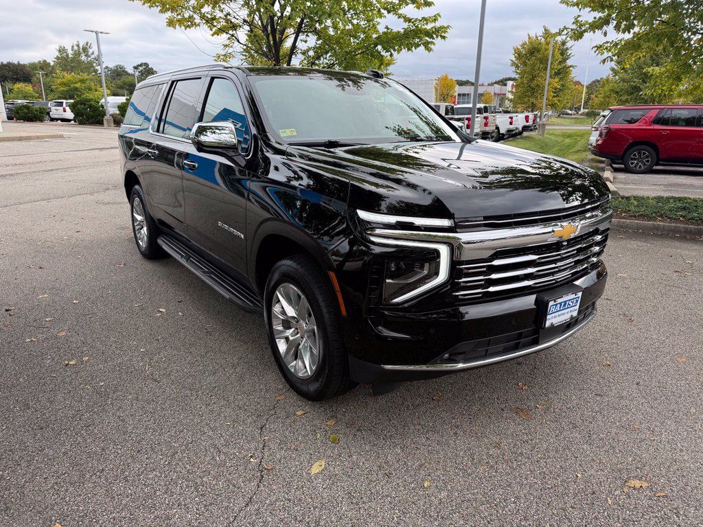 Used 2026 Chevrolet Suburban Premier AWD/4WD image 7