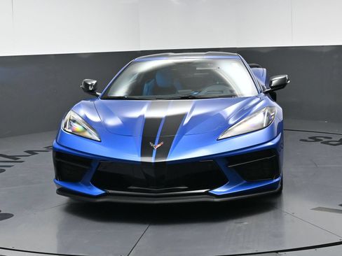 Used 2022 Chevrolet Corvette Stingray Premium Cpe w/ Z51 Performance Package RWD image 5