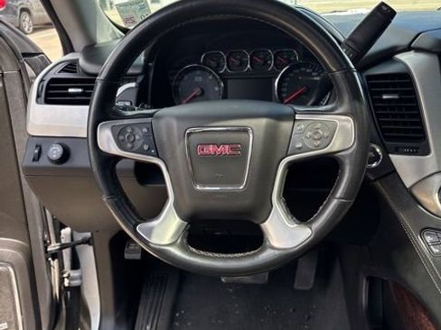 Used 2019 GMC Yukon SLT w/ Premium Edition image 16