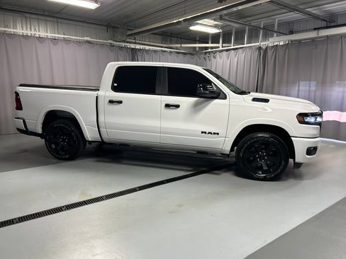 Used 2025 RAM 1500 Big Horn AWD/4WD image 8