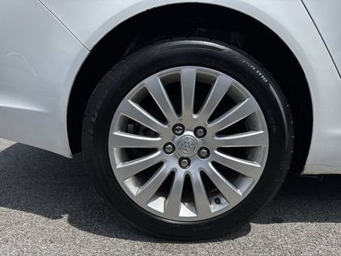 Used 2011 Buick Regal CXL w/ RL4 Preferred Equipment Group FWD image 31