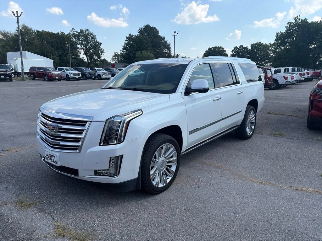 Used 2016 Cadillac Escalade ESV Platinum AWD/4WD image 2