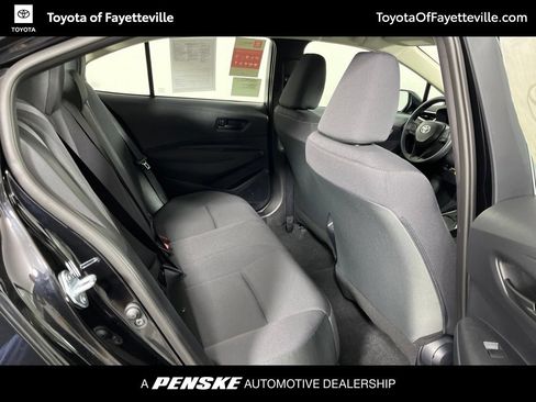 Used 2026 Toyota Corolla LE FWD image 7