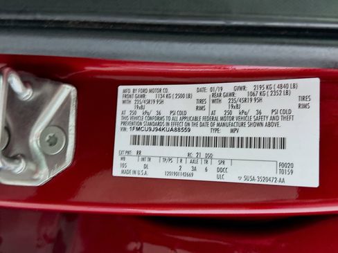 Used 2019 Ford Escape Titanium AWD/4WD image 31