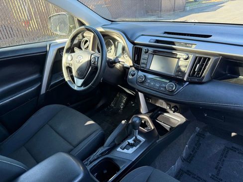 Used 2018 Toyota RAV4 XLE image 16