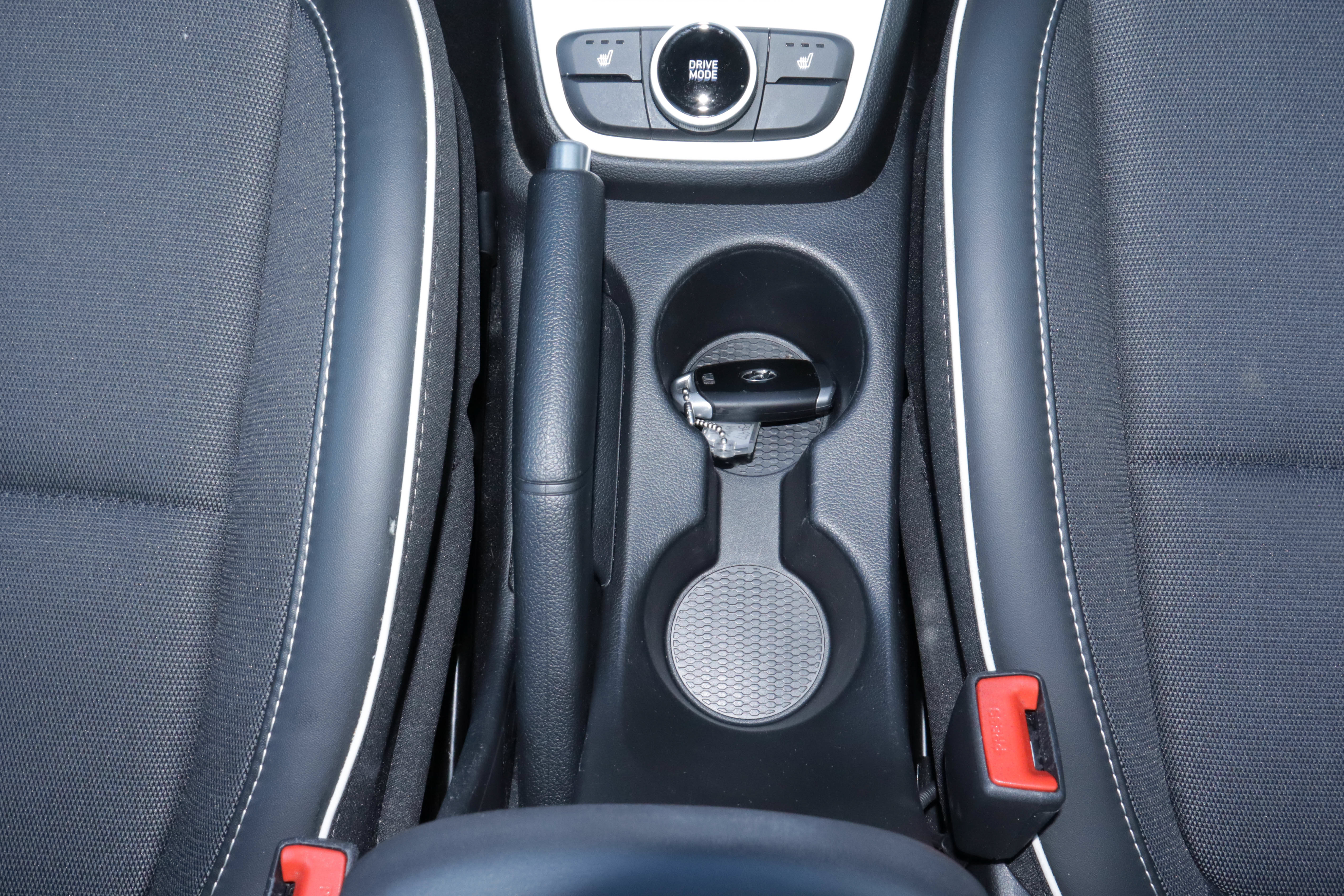 Used 2025 Hyundai Venue Limited FWD image 18
