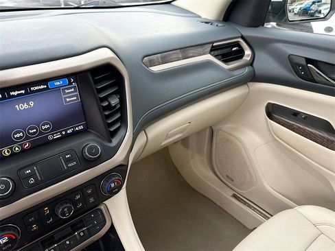 Used 2023 GMC Acadia Denali image 24