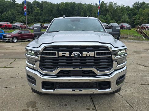 Used 2026 RAM 2500 Big Horn AWD/4WD image 8