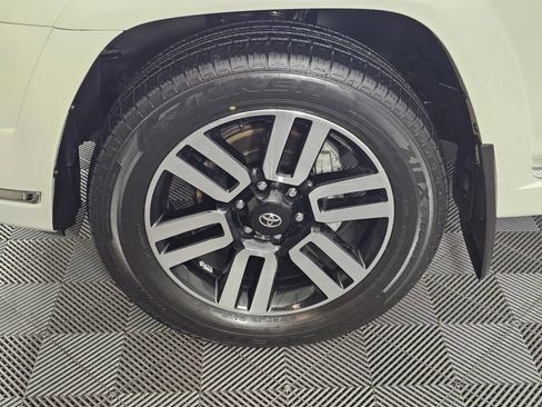 Used 2023 Toyota 4Runner Limited AWD/4WD image 11