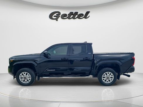Certified 2024 Toyota Tacoma SR5 AWD/4WD image 8