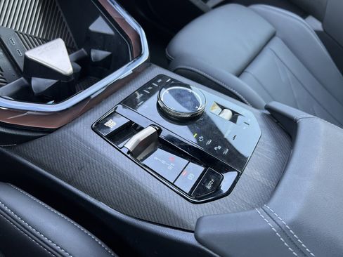 Used 2025 BMW X3 xDrive30i image 25