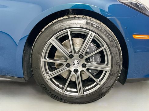 Used 2026 Porsche Panamera 4 AWD/4WD image 14