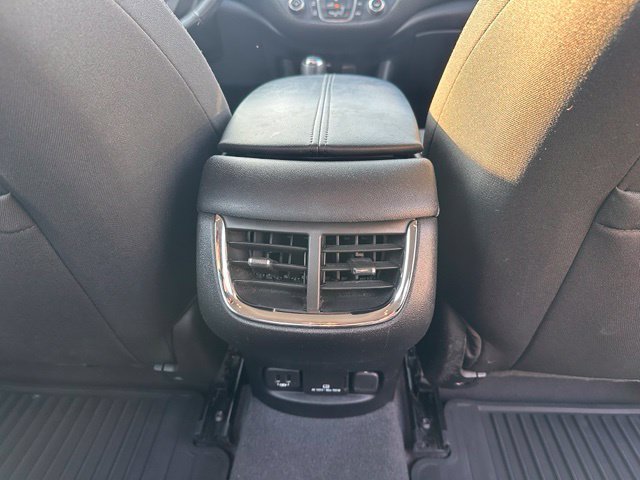 Used 2018 Chevrolet Malibu LT FWD image 34
