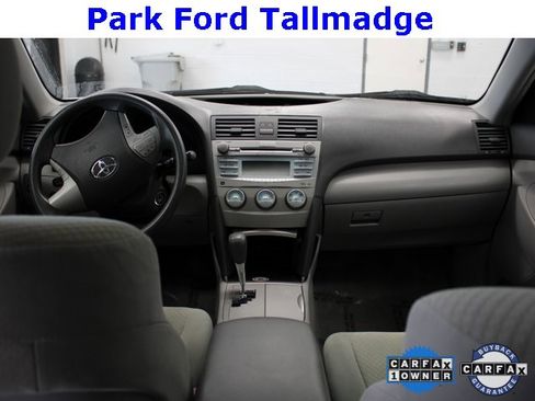 Used 2008 Toyota Camry LE image 27