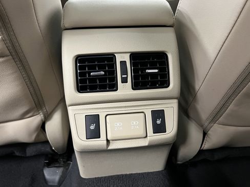 Used 2019 Subaru Outback 2.5i Limited w/ Popular Package #2 image 13