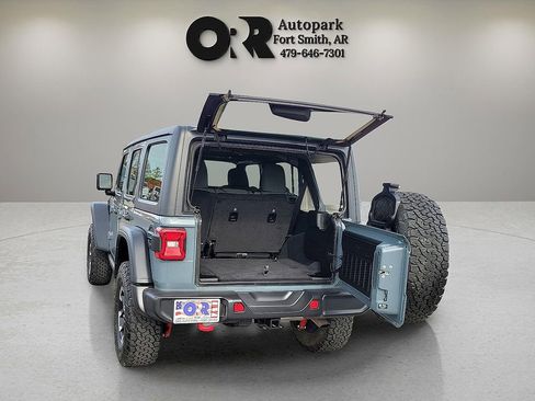 Used 2025 Jeep Wrangler Unlimited Rubicon image 8