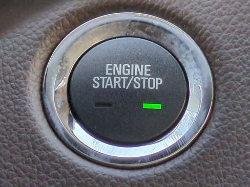 Used 2015 Cadillac SRX Premium image 31