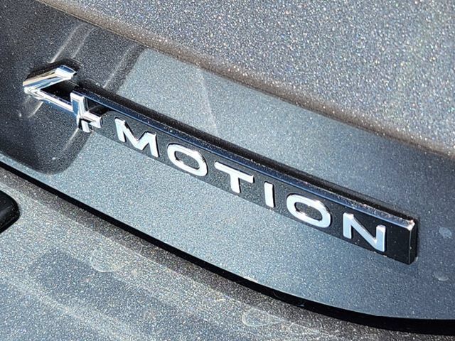 New 2026 Volkswagen Tiguan SE AWD/4WD image 10