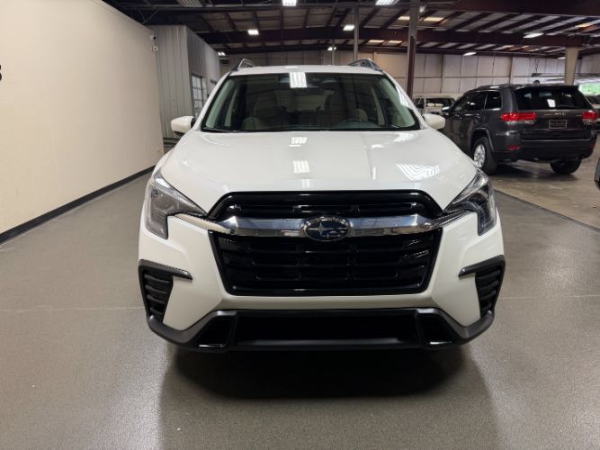 Used 2025 Subaru Ascent Premium AWD/4WD image 8