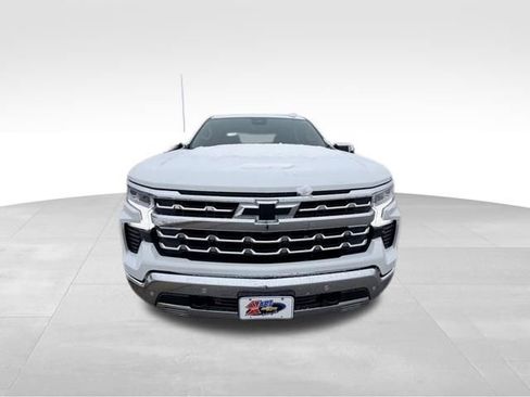 Used 2023 Chevrolet Silverado 1500 LTZ w/ LTZ Premium Package image 3