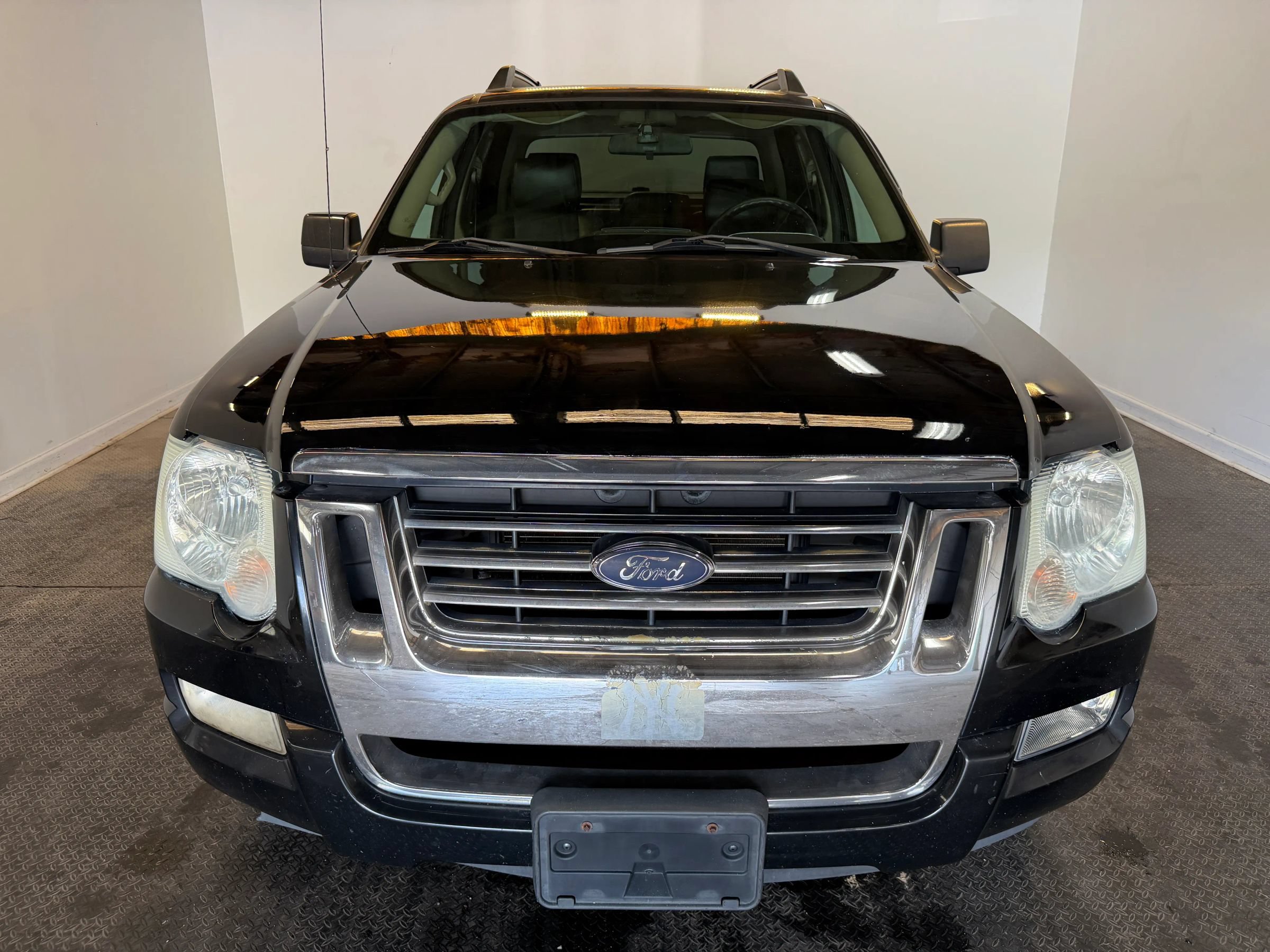 Used 2007 Ford Explorer Sport Trac Limited AWD/4WD image 3