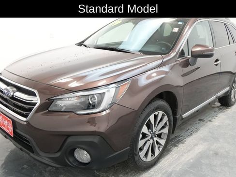Used 2019 Subaru Outback 3.6R Touring image 3