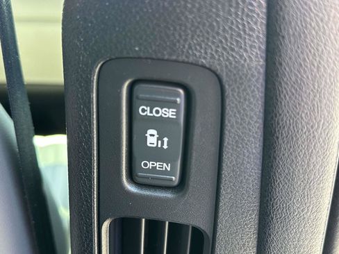 Certified 2022 Honda Odyssey EX-L image 8