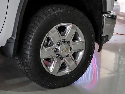 Used 2022 Chevrolet Silverado 2500 LTZ w/ LTZ Plus Package image 56
