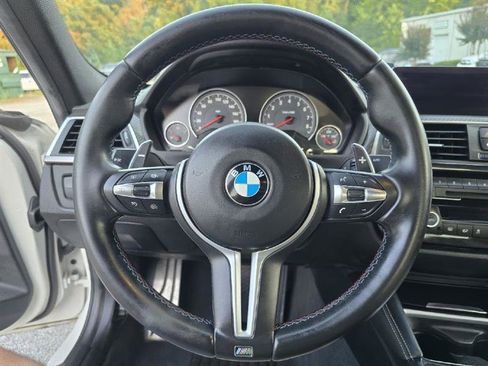 Used 2018 BMW M3 Base image 39